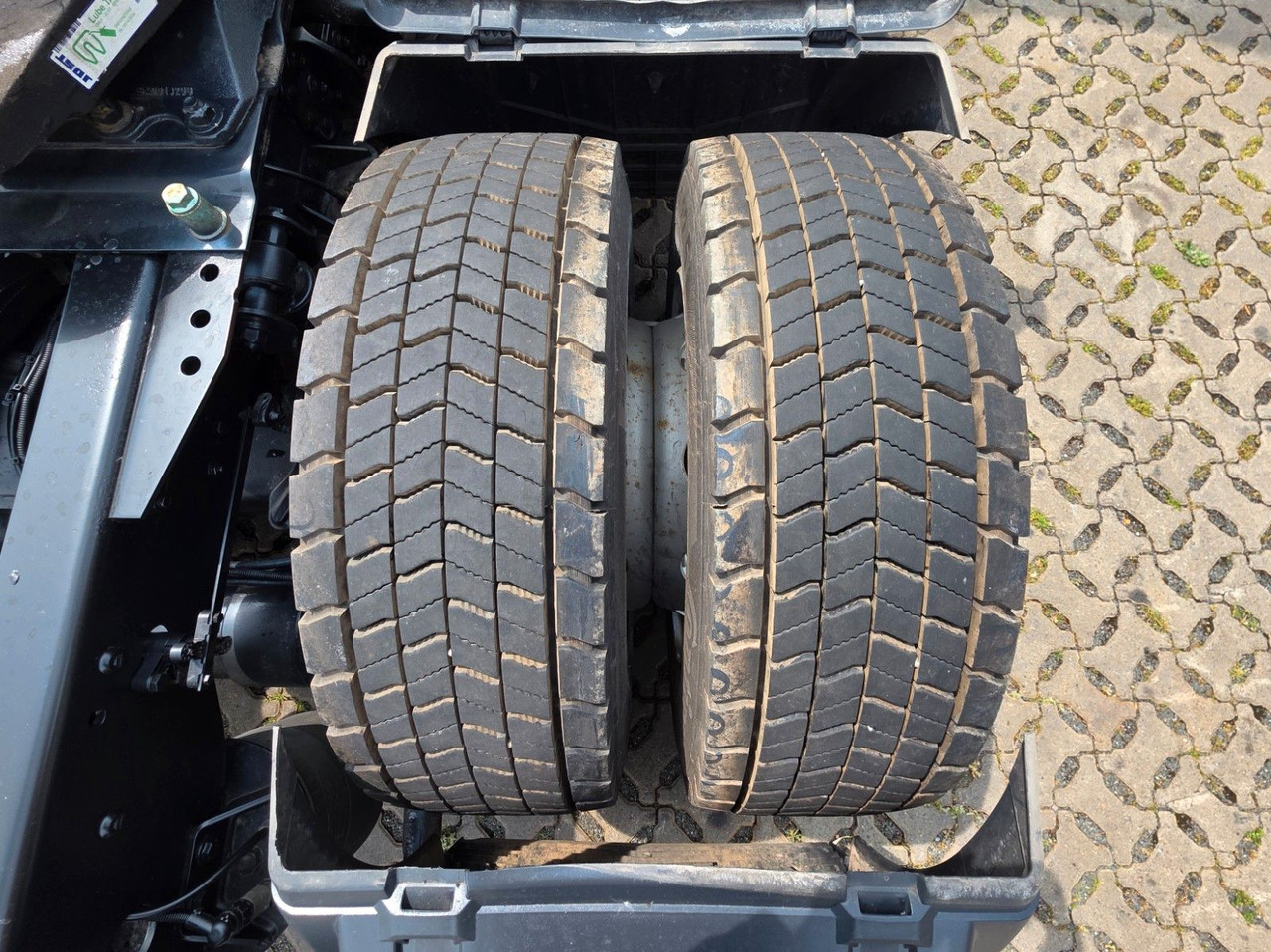Tracteur routier MAN TGX 18.460 4X2 LLS-U / Retarder: photos 30