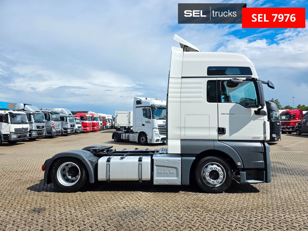 MAN TGX 18.460 4x2 LLS-U / Retarder / NaviLavandino - Tracteur routier: photos 4 MAN TGX 18.460 4x2 LLS-U / Retarder / NaviLavandino - Tracteur routier: photos 4