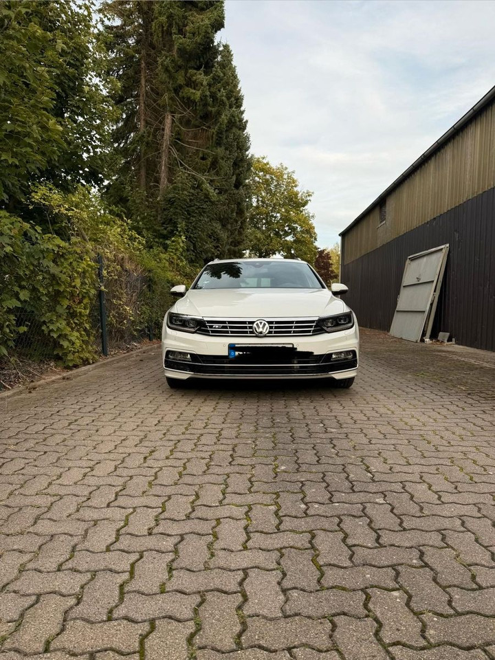Volkswagen Passat Variant Highline BMT/Start-Stopp - Voiture break: photos 1 Volkswagen Passat Variant Highline BMT/Start-Stopp - Voiture break: photos 1