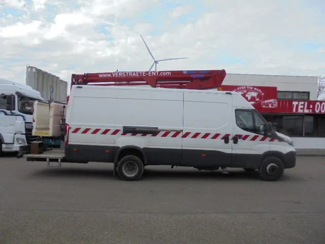 Iveco Daily 70 70C17 - Camion: photos 3 Iveco Daily 70 70C17 - Camion: photos 3