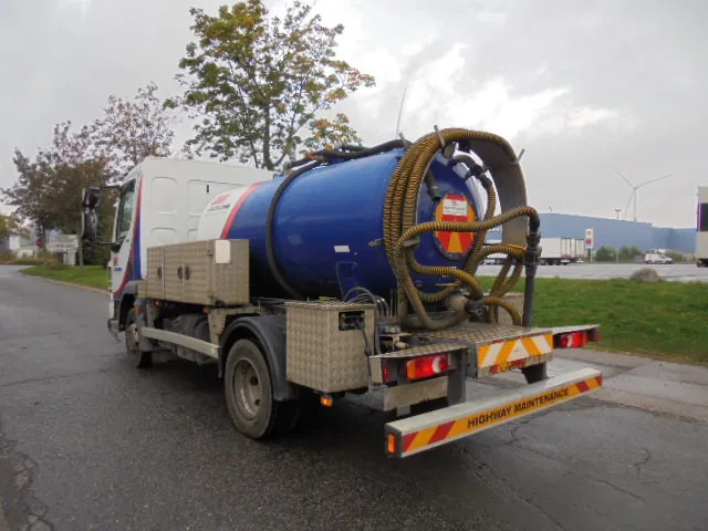 Camion hydrocureur DAF LF 180 FA: photos 9