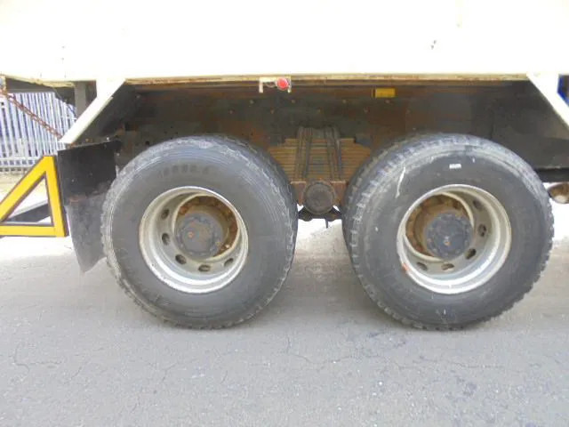 Crédit-bail de Diversen FOTON DAIMLER TX 3234 6X4 FOTON DAIMLER TX 3234 6X4 Diversen FOTON DAIMLER TX 3234 6X4 FOTON DAIMLER TX 3234 6X4: photos 7 Crédit-bail de Diversen FOTON DAIMLER TX 3234 6X4 FOTON DAIMLER TX 3234 6X4 Diversen FOTON DAIMLER TX 3234 6X4 FOTON DAIMLER TX 3234 6X4: photos 7