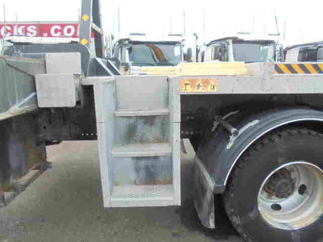 Camion avec nacelle Hino 700 6X4: photos 14 Camion avec nacelle Hino 700 6X4: photos 14