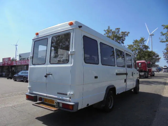 Mercedes-Benz 609D - Minibus, Transport de personnes: photos 4 Mercedes-Benz 609D - Minibus, Transport de personnes: photos 4