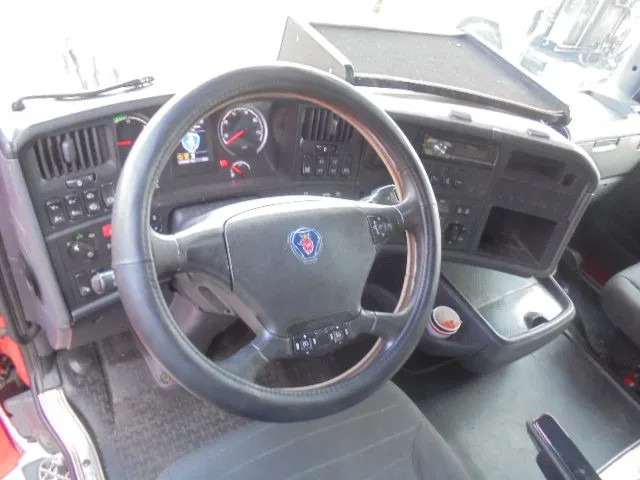 Camion fourgon Scania R400 6X2 VOLUME COMBI + RETARDER: photos 11 Camion fourgon Scania R400 6X2 VOLUME COMBI + RETARDER: photos 11