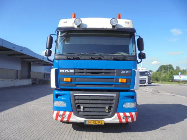DAF XF 105 460 6X2 NL TRUCK - Tracteur routier: photos 2 DAF XF 105 460 6X2 NL TRUCK - Tracteur routier: photos 2