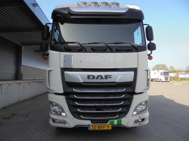DAF XF 450 - Tracteur routier: photos 2 DAF XF 450 - Tracteur routier: photos 2