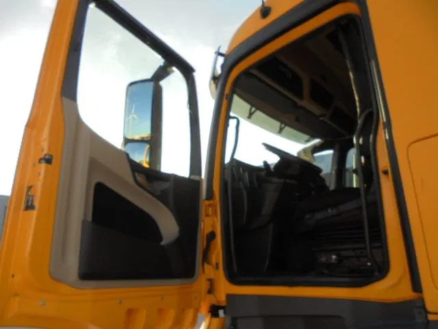 Tracteur routier Mercedes-Benz Actros 1840: photos 9 Tracteur routier Mercedes-Benz Actros 1840: photos 9