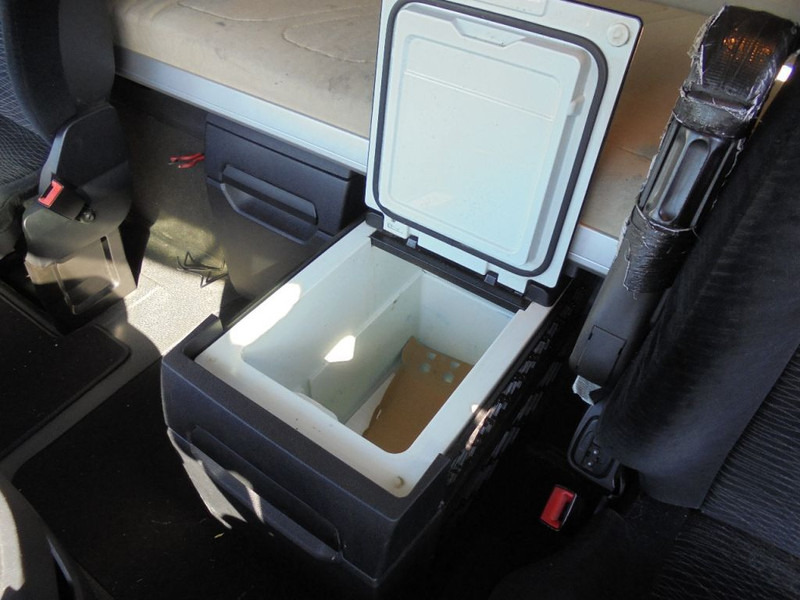 Tracteur routier Mercedes-Benz Actros 1842 EUR6: photos 11 Tracteur routier Mercedes-Benz Actros 1842 EUR6: photos 11