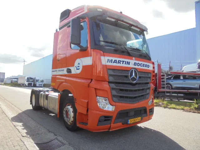 Mercedes-Benz Actros 1842 LS ENGINE NOT OK - Tracteur routier: photos 3 Mercedes-Benz Actros 1842 LS ENGINE NOT OK - Tracteur routier: photos 3