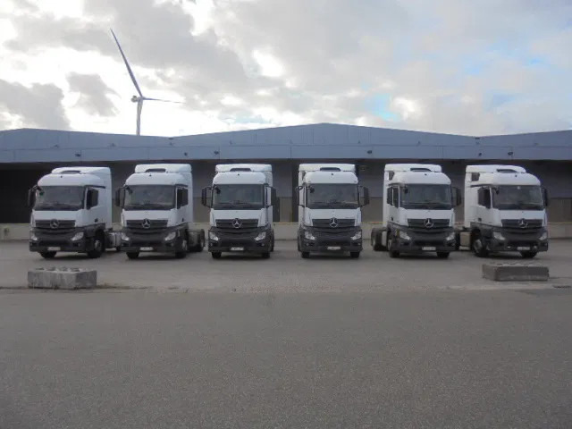 Mercedes-Benz Actros 1943 BELGIUM REGISTRATION TUV 06-2026 - Tracteur routier: photos 5 Mercedes-Benz Actros 1943 BELGIUM REGISTRATION TUV 06-2026 - Tracteur routier: photos 5