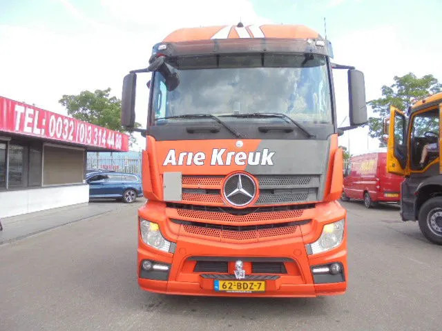 Mercedes-Benz Actros 2343 6X2 VOORLOOPAS - Tracteur routier: photos 2 Mercedes-Benz Actros 2343 6X2 VOORLOOPAS - Tracteur routier: photos 2