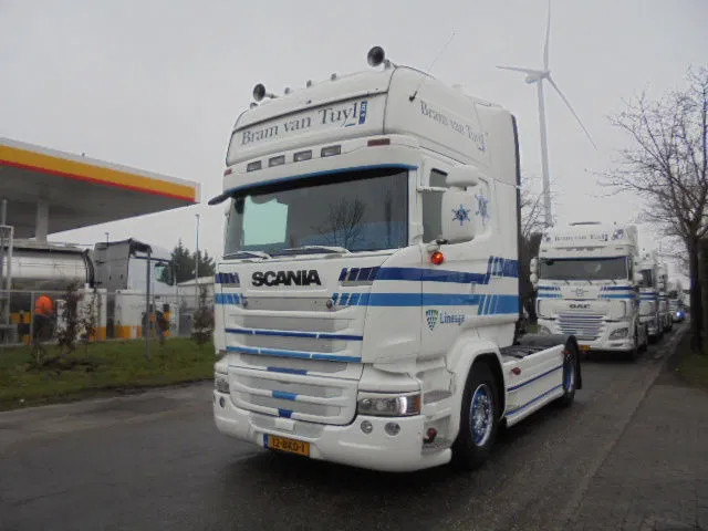 Scania R450 STREAMLINE + RETARDER NL TRUCK - Tracteur routier: photos 1 Scania R450 STREAMLINE + RETARDER NL TRUCK - Tracteur routier: photos 1