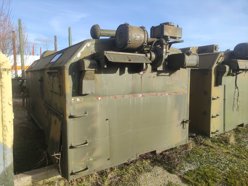 Liebherr Ural 4320 isothermical box isothermal body - Pièces de rechange pour Camion: photos 3 Liebherr Ural 4320 isothermical box isothermal body - Pièces de rechange pour Camion: photos 3