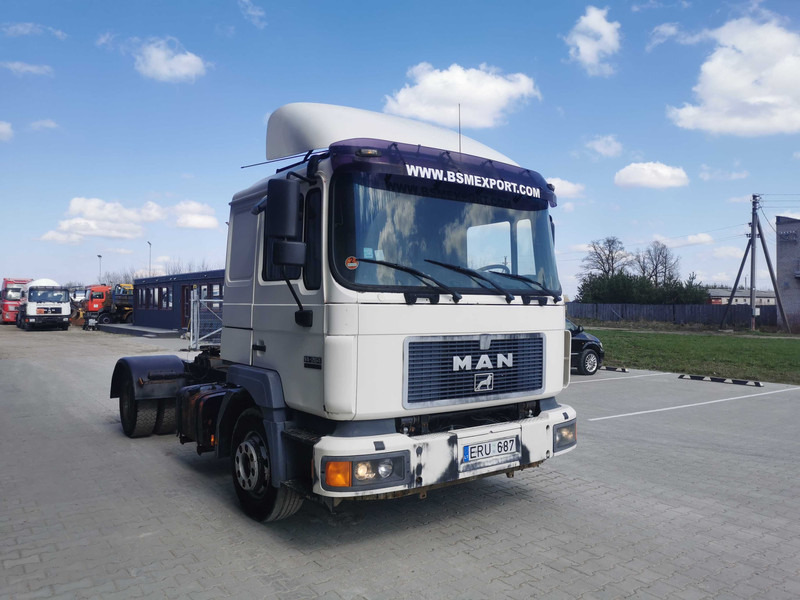 MAN 14.264 truck tractor - Tracteur routier: photos 4 MAN 14.264 truck tractor - Tracteur routier: photos 4