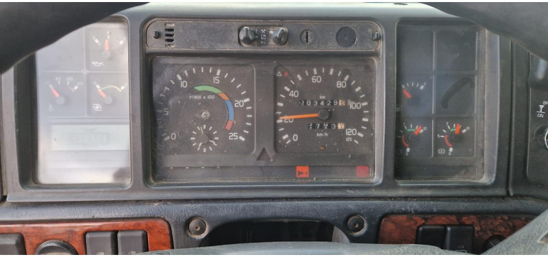 Tracteur routier Volvo FH 12.420: photos 6