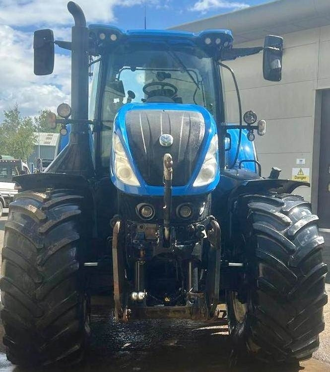 New Holland T 7.290 HD - Tracteur agricole: photos 5 New Holland T 7.290 HD - Tracteur agricole: photos 5