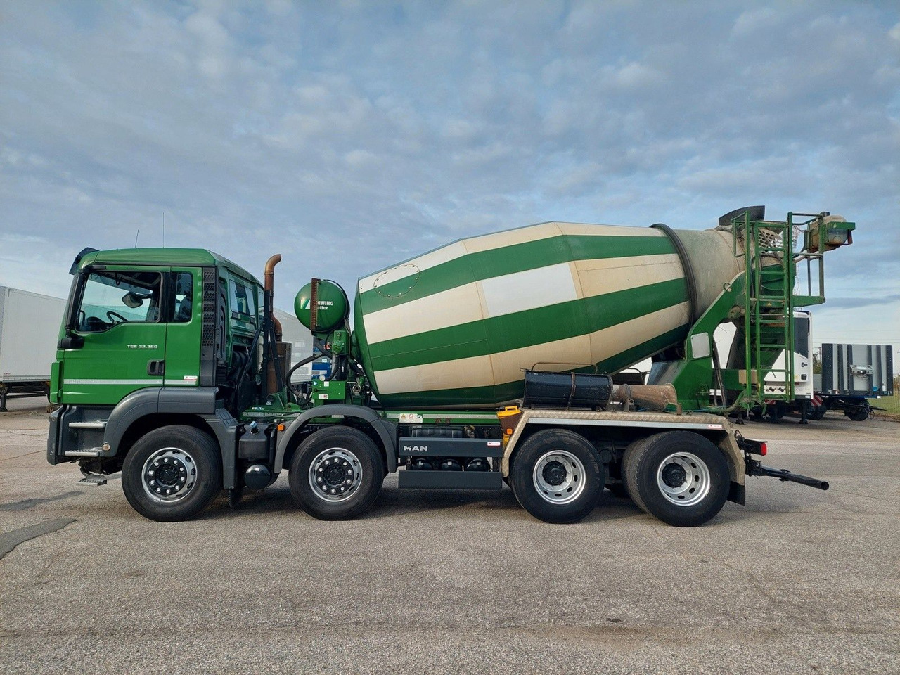 MAN TGS 32.360 BB Stetter 8x4 - Camion malaxeur: photos 5 MAN TGS 32.360 BB Stetter 8x4 - Camion malaxeur: photos 5