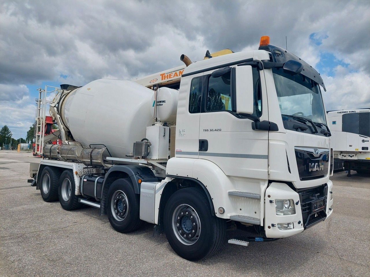 MAN TGS 32.420 BB Stetter AM 8 FHCBL + Theam T3D16 - Camion malaxeur: photos 2 MAN TGS 32.420 BB Stetter AM 8 FHCBL + Theam T3D16 - Camion malaxeur: photos 2