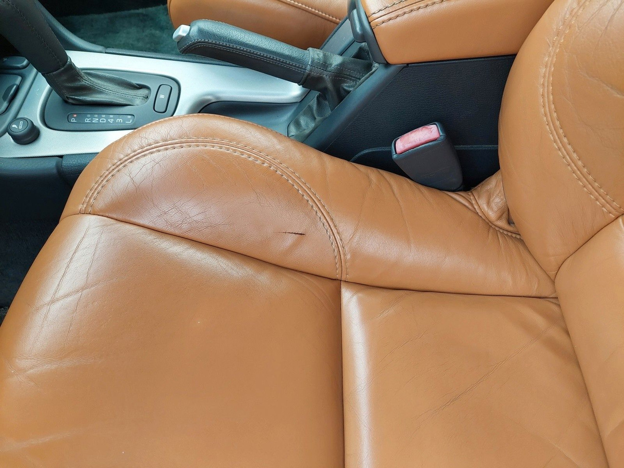 Cabriolet Volvo C70 Cabriolet 2.4 T: photos 49 Cabriolet Volvo C70 Cabriolet 2.4 T: photos 49