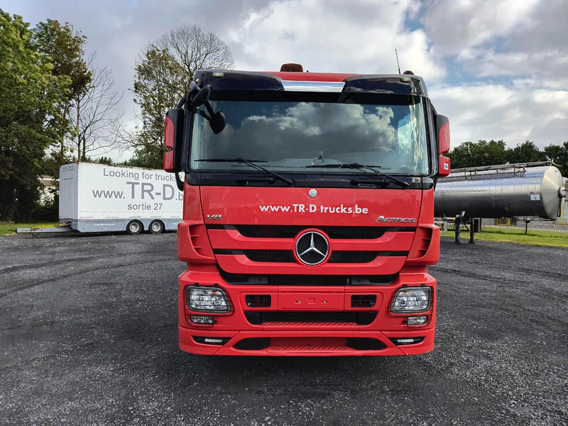 Mercedes-Benz Actros 3360 V8 - CHASSIS (NO CRANE) - 6X4 - Châssis cabine: photos 2 Mercedes-Benz Actros 3360 V8 - CHASSIS (NO CRANE) - 6X4 - Châssis cabine: photos 2