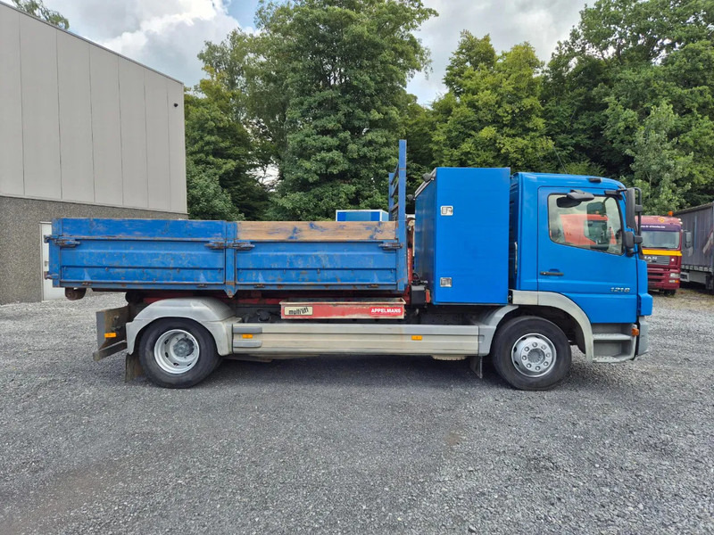 Mercedes-Benz Atego 1218 HOOK SYSTEM + CONTAINER INCLUDED (!) - Camion ampliroll: photos 4 Mercedes-Benz Atego 1218 HOOK SYSTEM + CONTAINER INCLUDED (!) - Camion ampliroll: photos 4