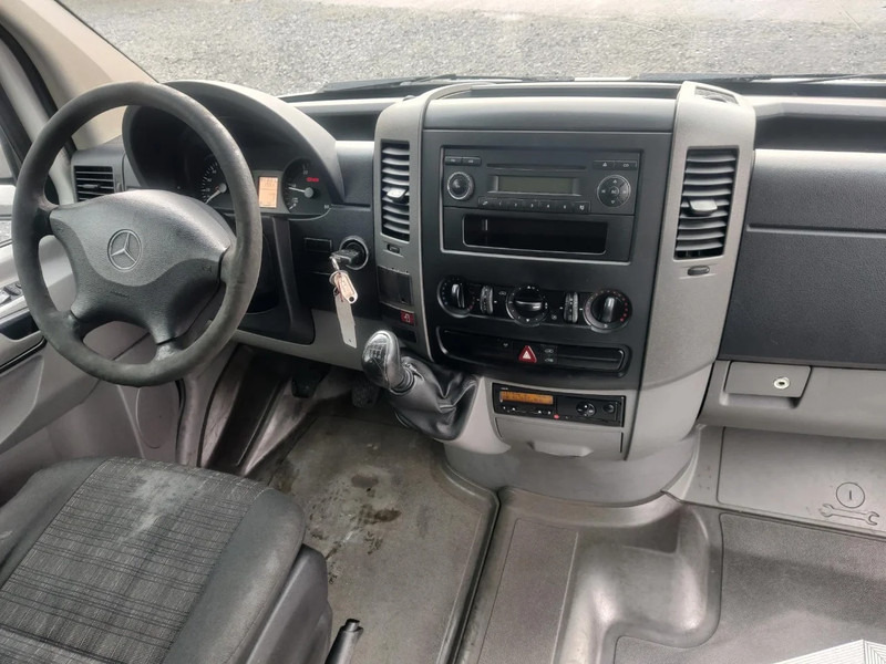 Bus urbain Mercedes-Benz Sprinter 19 + 1 PERSONS BUS - EURO 4: photos 7 Bus urbain Mercedes-Benz Sprinter 19 + 1 PERSONS BUS - EURO 4: photos 7