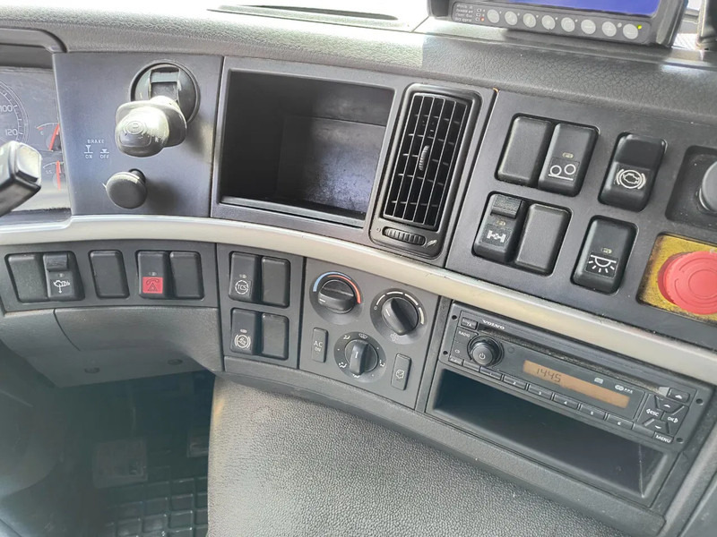 Crédit-bail de Volvo FM 330 GARBAGE TRUCK - GOOD WORKING CONDITION (!) Volvo FM 330 GARBAGE TRUCK - GOOD WORKING CONDITION (!): photos 10