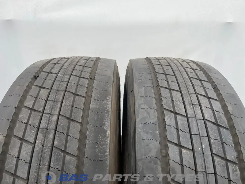 Bridgestone - Pneu pour Camion: photos 2 Bridgestone - Pneu pour Camion: photos 2