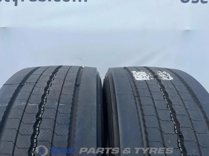 Bridgestone - Pneu pour Camion: photos 2 Bridgestone - Pneu pour Camion: photos 2