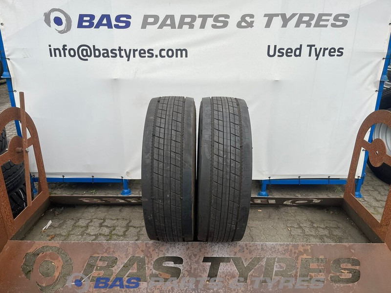 Bridgestone - Pneu pour Camion: photos 1 Bridgestone - Pneu pour Camion: photos 1