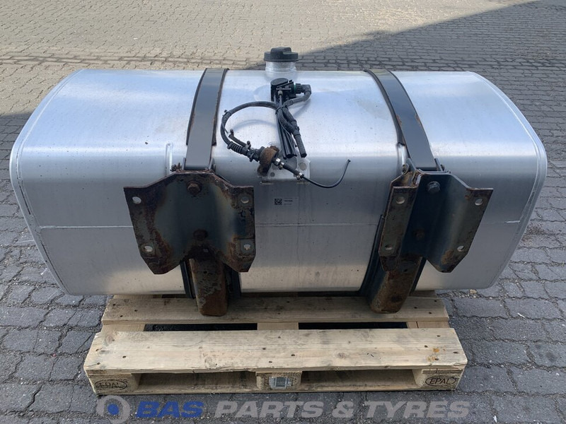 DAF Brandstoftank DAF 545 Liter 1659141 - Réservoir de carburant pour Camion: photos 3 DAF Brandstoftank DAF 545 Liter 1659141 - Réservoir de carburant pour Camion: photos 3
