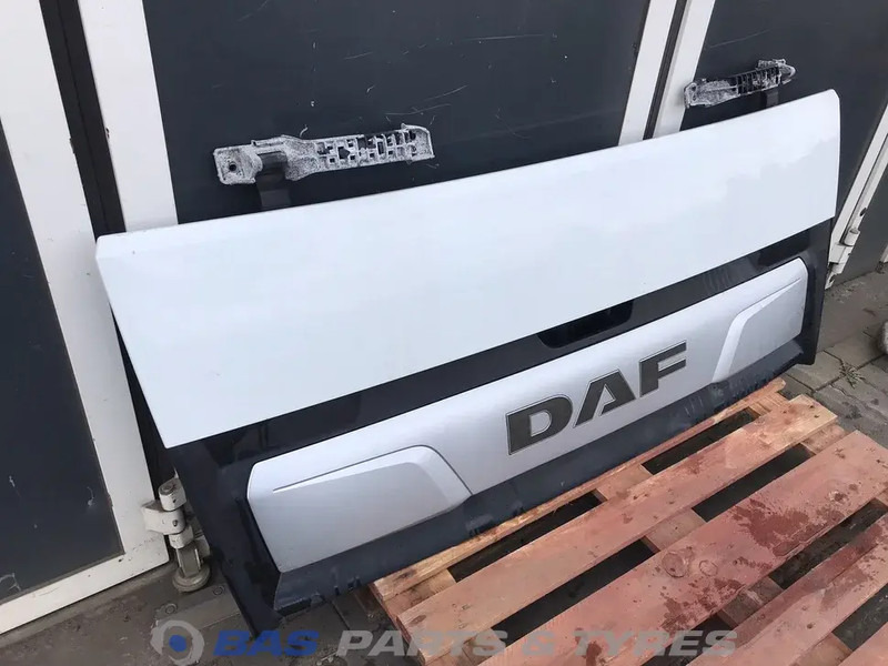 DAF CF Euro 6 Grille DAF 2148027 - Calandre pour Camion: photos 3 DAF CF Euro 6 Grille DAF 2148027 - Calandre pour Camion: photos 3