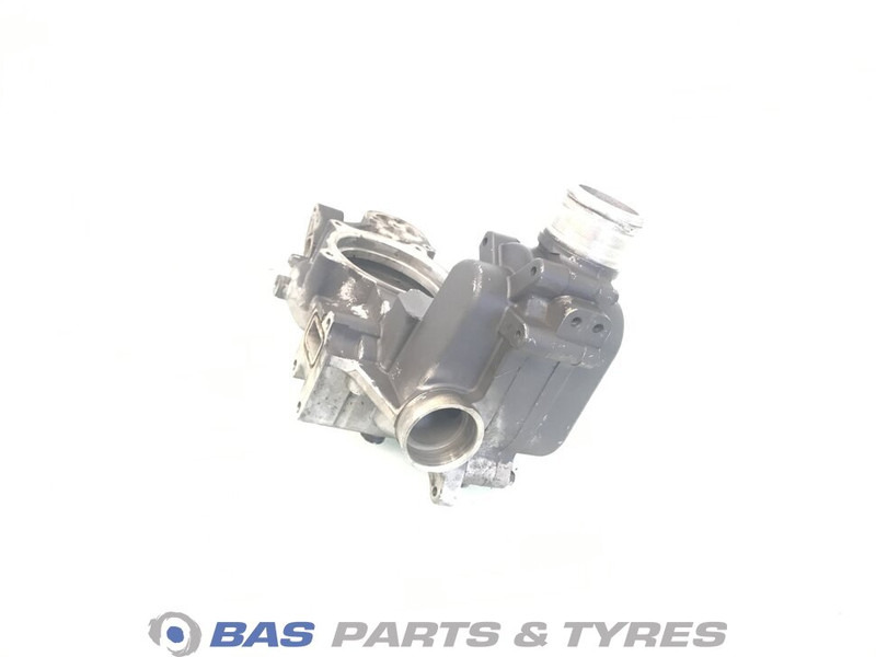 DAF Koelvloeistofpomp DAF 1913604 - Pompe à liquide de refroidissement pour Camion: photos 2 DAF Koelvloeistofpomp DAF 1913604 - Pompe à liquide de refroidissement pour Camion: photos 2