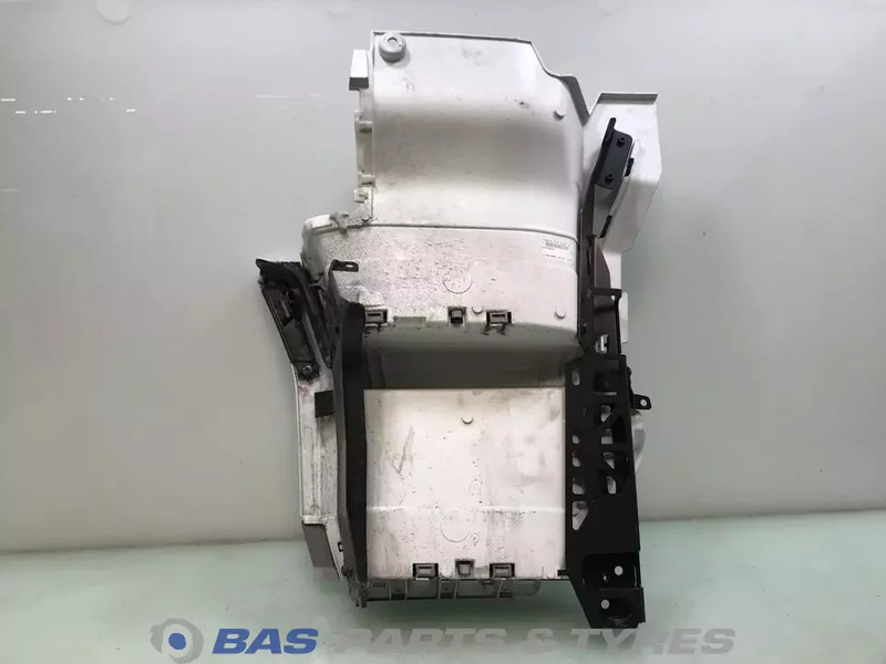 DAF XF G2 Opstap Links DAF 2237310 - Carrosserie et extérieur pour Camion: photos 2 DAF XF G2 Opstap Links DAF 2237310 - Carrosserie et extérieur pour Camion: photos 2