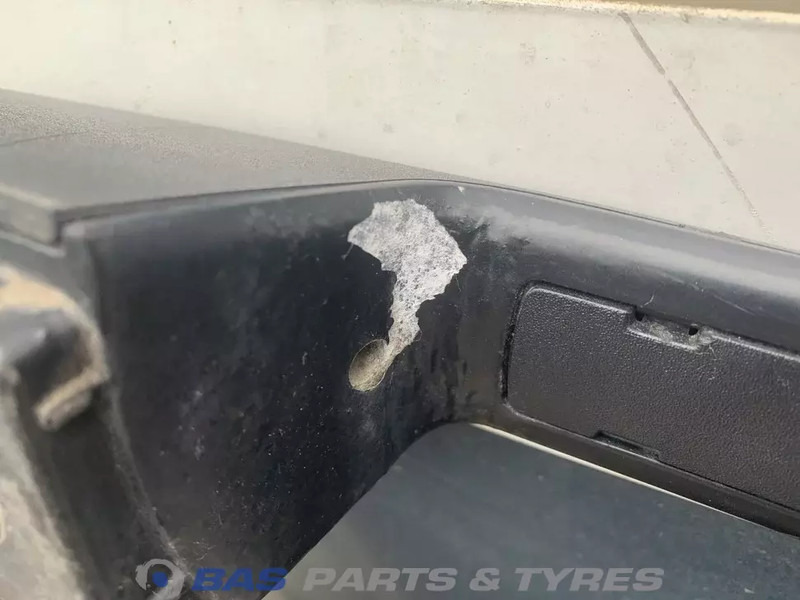 DAF XF106 Grille DAF 2104221 - Calandre pour Camion: photos 4 DAF XF106 Grille DAF 2104221 - Calandre pour Camion: photos 4