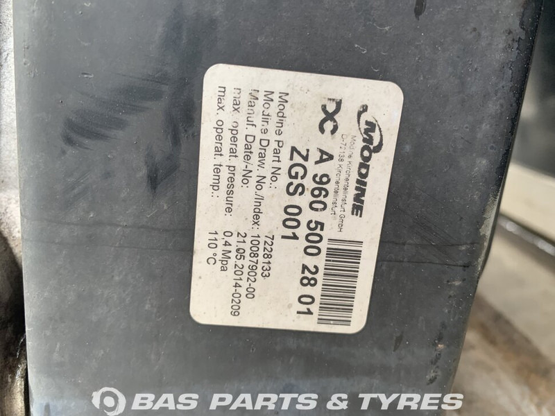 Mercedes-Benz Antos MP4 Koelerpakket Mercedes OM470LA 430 A 960 500 28 01 - Radiateur pour Camion: photos 3 Mercedes-Benz Antos MP4 Koelerpakket Mercedes OM470LA 430 A 960 500 28 01 - Radiateur pour Camion: photos 3