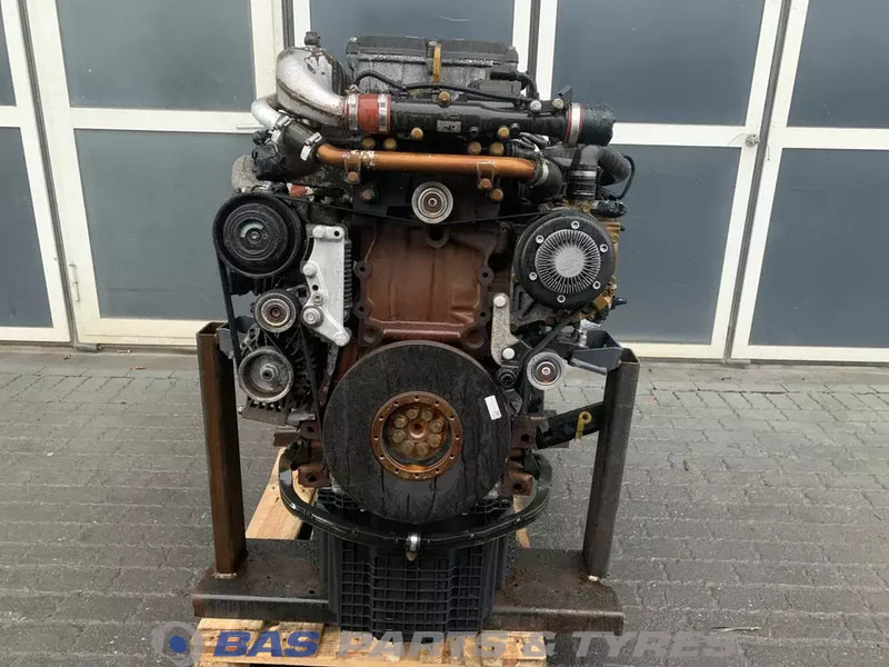 Mercedes-Benz Antos MP4 Motor Mercedes OM470LA 395 A 002 010 65 00 - Moteur pour Camion: photos 4 Mercedes-Benz Antos MP4 Motor Mercedes OM470LA 395 A 002 010 65 00 - Moteur pour Camion: photos 4
