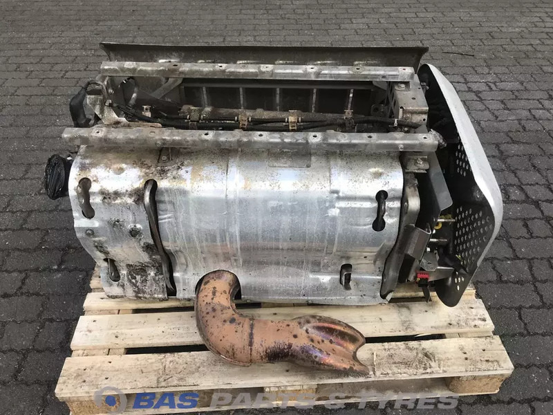 Mercedes-Benz Uitlaatdemper Mercedes A 007 490 96 12 - Silencieux pour Camion: photos 3 Mercedes-Benz Uitlaatdemper Mercedes A 007 490 96 12 - Silencieux pour Camion: photos 3