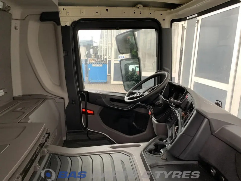 Scania P-Serie NextGen Scania CP-17 Low L2H1 2044936 - Cabine et intérieur pour Camion: photos 5 Scania P-Serie NextGen Scania CP-17 Low L2H1 2044936 - Cabine et intérieur pour Camion: photos 5