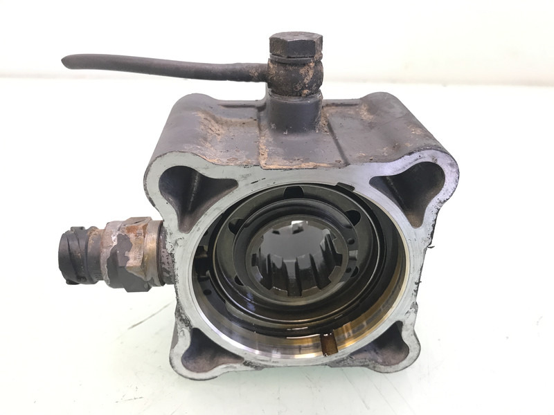 Scania PTO Scania 1530346 - Essieu et pièces pour Camion: photos 2 Scania PTO Scania 1530346 - Essieu et pièces pour Camion: photos 2