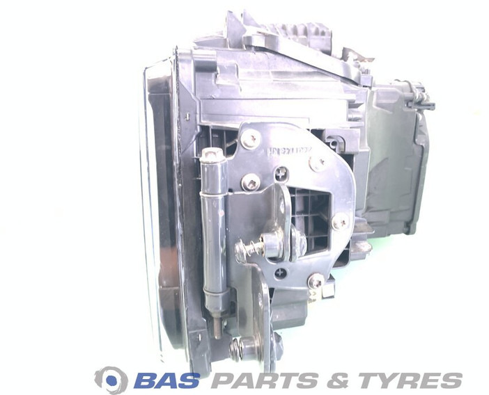 Scania S-Serie NextGen - Feu avant pour Camion: photos 2 Scania S-Serie NextGen - Feu avant pour Camion: photos 2