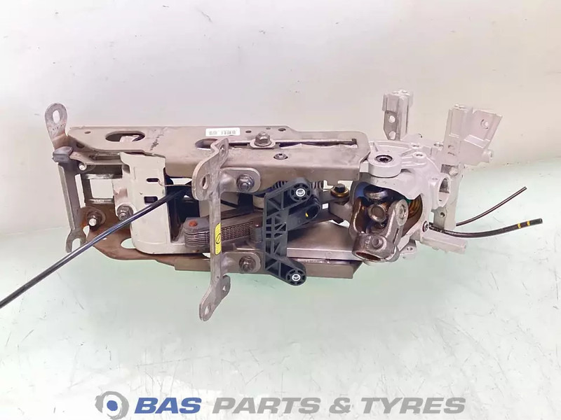 Scania Stuurkolom Scania 2675008 - Colonne de direction pour Camion: photos 1 Scania Stuurkolom Scania 2675008 - Colonne de direction pour Camion: photos 1