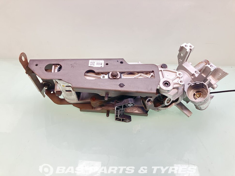 Scania Stuurkolom Scania 3068493 - Colonne de direction pour Camion: photos 1 Scania Stuurkolom Scania 3068493 - Colonne de direction pour Camion: photos 1