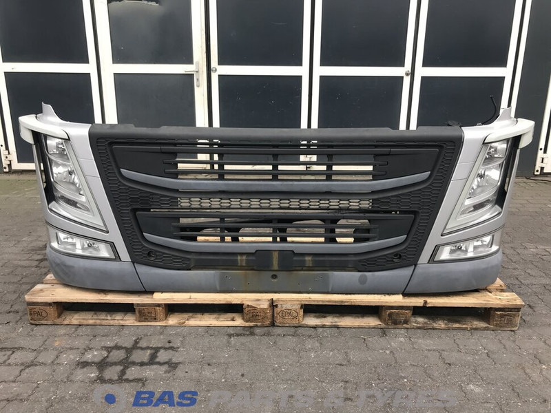 Volvo FM4 Bumper Volvo 21221129 - Pare-chocs pour Camion: photos 1 Volvo FM4 Bumper Volvo 21221129 - Pare-chocs pour Camion: photos 1