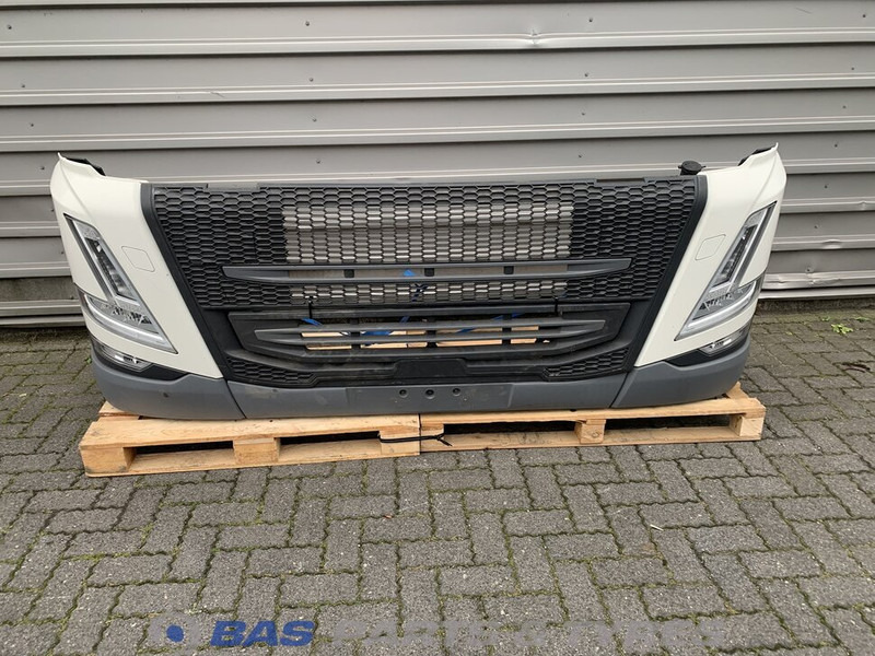 Volvo FM5 Bumper Volvo 84274554 - Pare-chocs pour Camion: photos 1 Volvo FM5 Bumper Volvo 84274554 - Pare-chocs pour Camion: photos 1