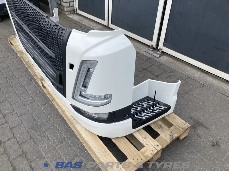 Volvo FM5 - Pare-chocs pour Camion: photos 2 Volvo FM5 - Pare-chocs pour Camion: photos 2