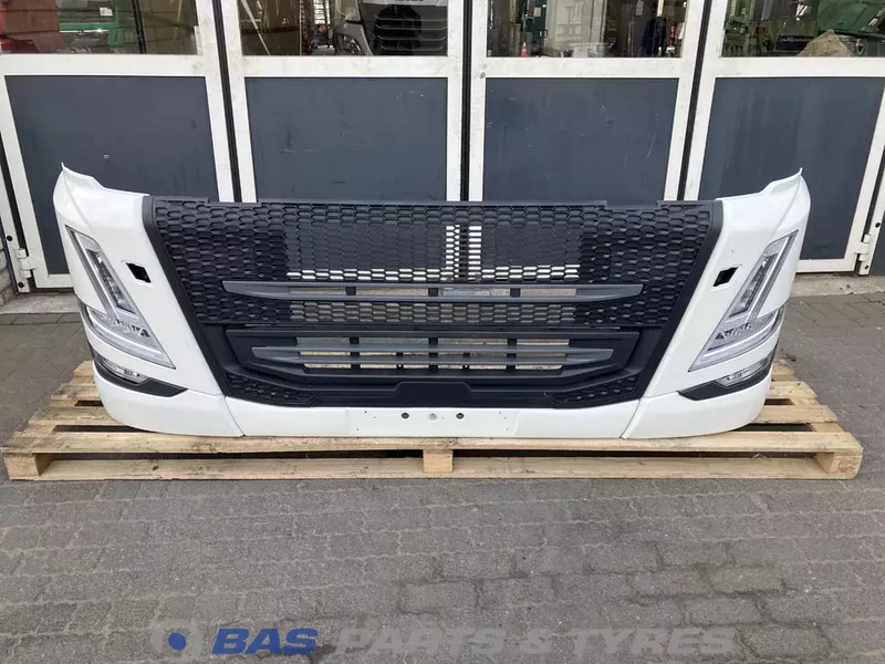 Volvo FM5 - Pare-chocs pour Camion: photos 1 Volvo FM5 - Pare-chocs pour Camion: photos 1