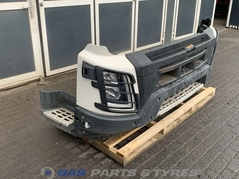 Volvo FMX Euro 6 - Pare-chocs pour Camion: photos 3 Volvo FMX Euro 6 - Pare-chocs pour Camion: photos 3