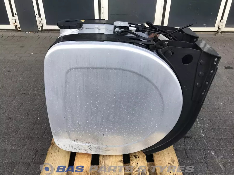 Volvo - Réservoir de carburant pour Camion: photos 2 Volvo - Réservoir de carburant pour Camion: photos 2